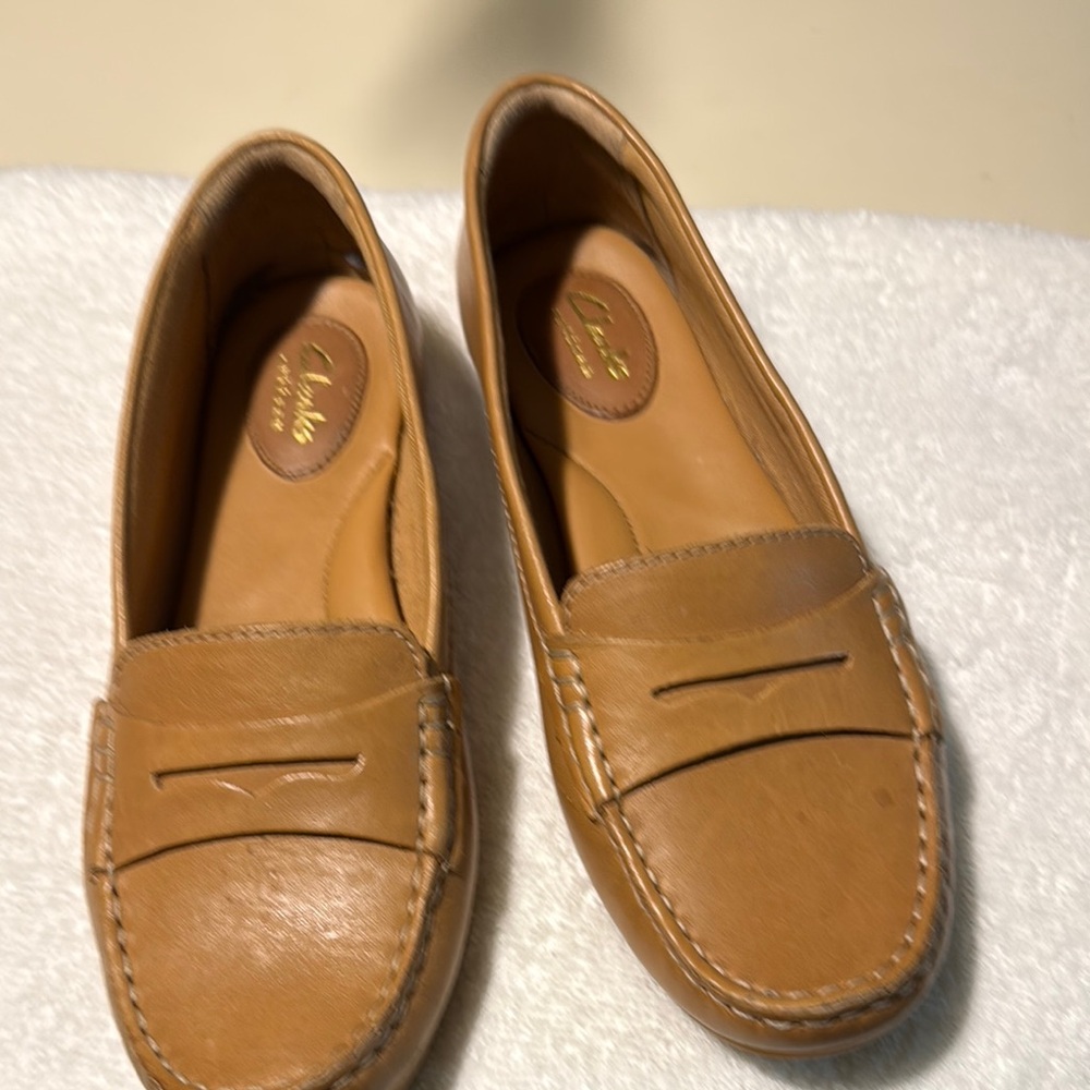 Clarks Tan Leather Penny Loafers